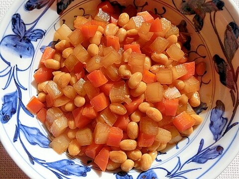 水煮大豆と大根のサイコロ煮